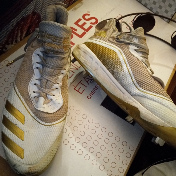Men's size 13 Adidas Cleats - Picture 3 of 3